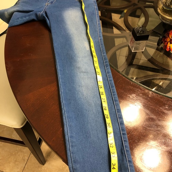 Isabela jeans for women, size 7, blue. - Picture 5 of 10